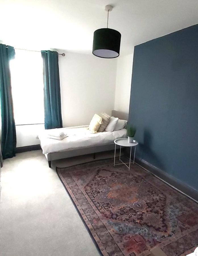 Apartmán The Farrier Cheltenham Exteriér fotografie